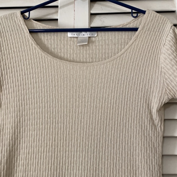 The Limited cream colored short sleeve top size Small - Picture 2 of 8